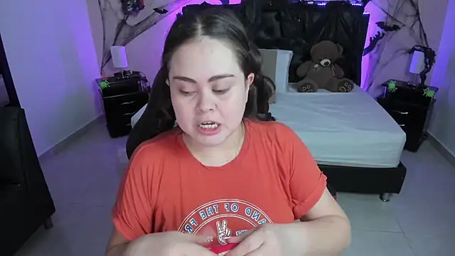 LolaVillalobos online show from 18, 10, 2025