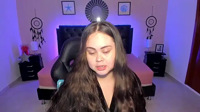 LolaVillalobos online show from 15, 3, 2026