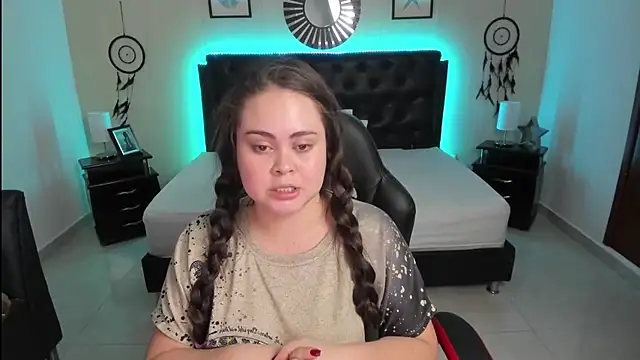 LolaVillalobos online show from 25, 9, 2025