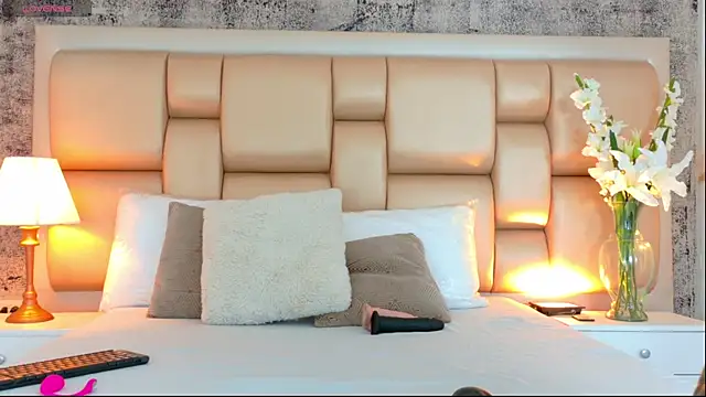 Snapshot of Edna_Copper chatting on 17, 1, 2026 Edna Copper online show from 17, 1, 2026