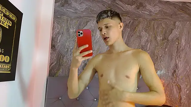 Twinkcock22 online show from 5, 4, 2026