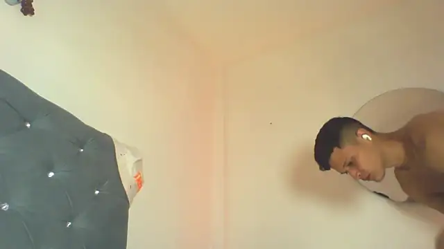 Twinkcock22 online show from 22, 9, 2025