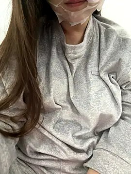 PhuongNhi21 online show from 28, 11, 2025