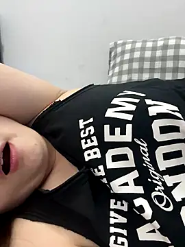 PhuongNhi21 online show from 13, 10, 2025