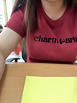 PhuongNhi21 online show from 13, 10, 2025