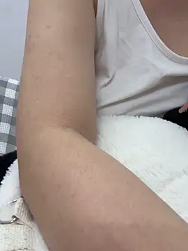 PhuongNhi21 online show from 12, 9, 2025