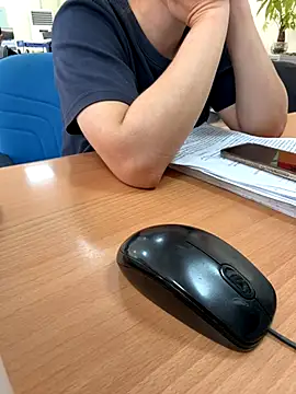 PhuongNhi21 online show from 8, 10, 2025