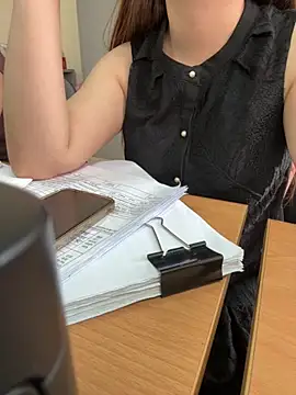 PhuongNhi21 online show from 2, 10, 2025