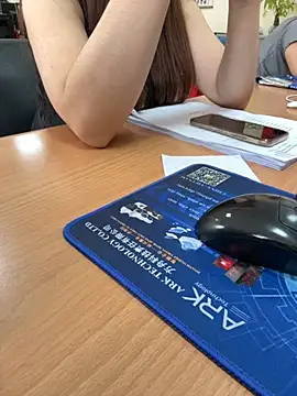 PhuongNhi21 online show from 10, 10, 2025