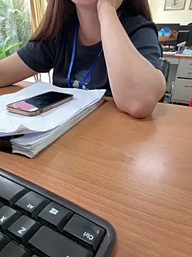 PhuongNhi21 online show from 12, 9, 2025