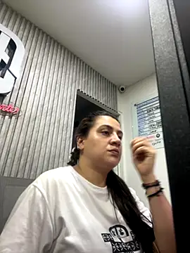 megvibes online show from 28, 10, 2025