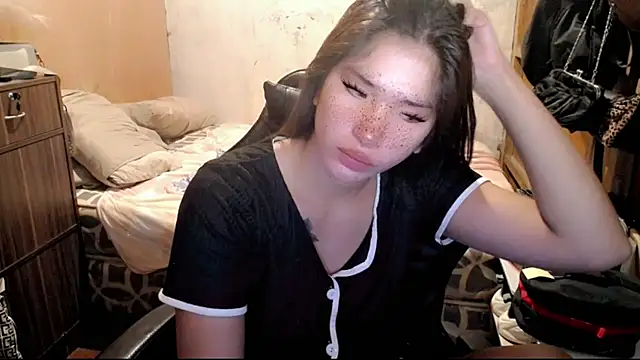 Snapshot of Cutierhyxx chatting on 29, 5, 2026 Cutierhyxx online show from 29, 5, 2026