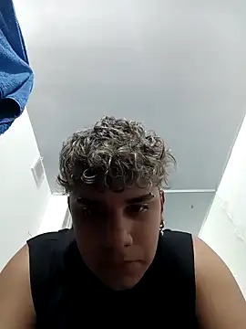 DavilANDkevin2 online show from 4, 10, 2025