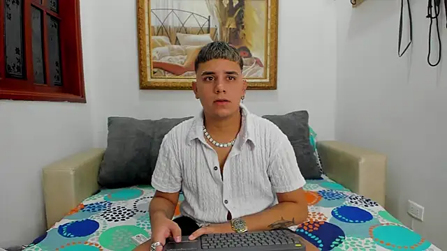 DavilANDkevin2 online show from 16, 10, 2025