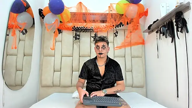 DavilANDkevin2 online show from 27, 10, 2025