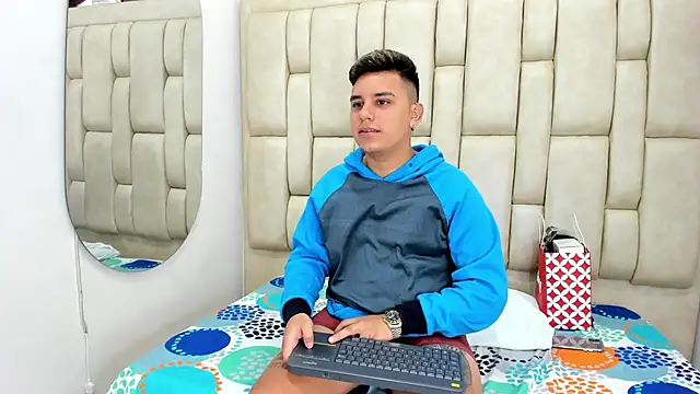 DavilANDkevin2 online show from 10, 11, 2025