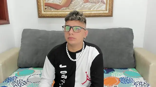 DavilANDkevin2 online show from 7, 11, 2025