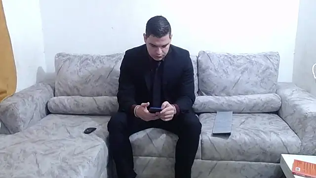 Victor Maitland online show from 2, 10, 2025