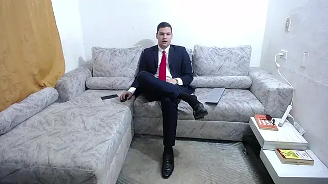 Victor Maitland online show from 3, 10, 2025