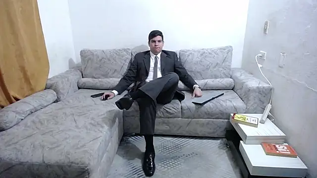 Victor Maitland online show from 5, 7, 2026