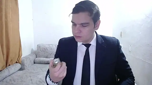 Victor Maitland online show from 12, 4, 2026