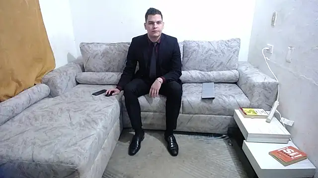 Victor Maitland online show from 17, 11, 2025