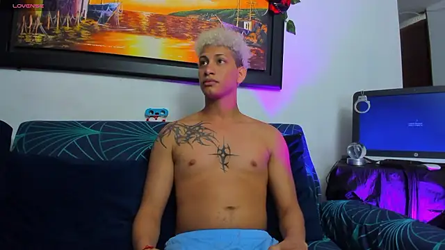 ECSTASYX2 2001 online show from 13, 1, 2026