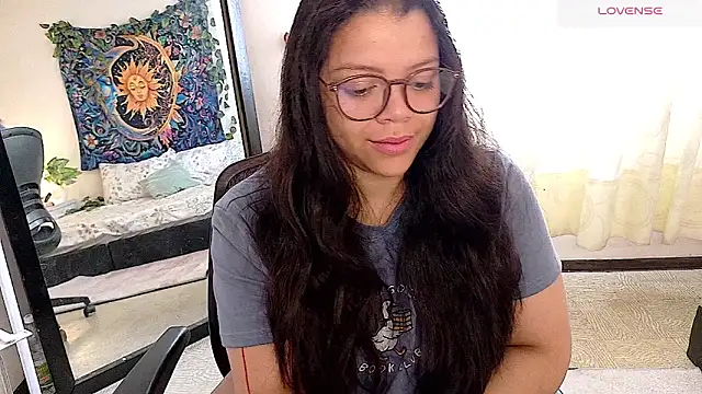 Snapshot of Amanda_sweet chatting on 11, 5, 2026 Amanda sweet online show from 11, 5, 2026