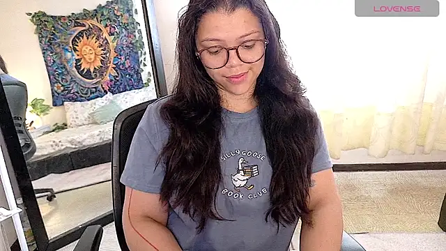 Snapshot of Amanda_sweet chatting on 11, 5, 2026 Amanda sweet online show from 11, 5, 2026