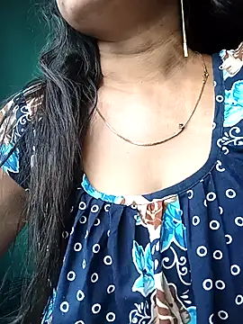 Desi couple305 online show from 13, 11, 2025