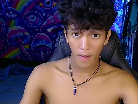 Snapshot of kenbigcockxx chatting on 7, 6, 2026 kenbigcockxx online show from 7, 6, 2026
