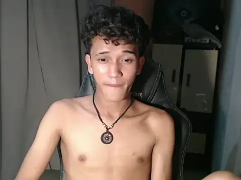 kenbigcockxx online show from 17, 10, 2025