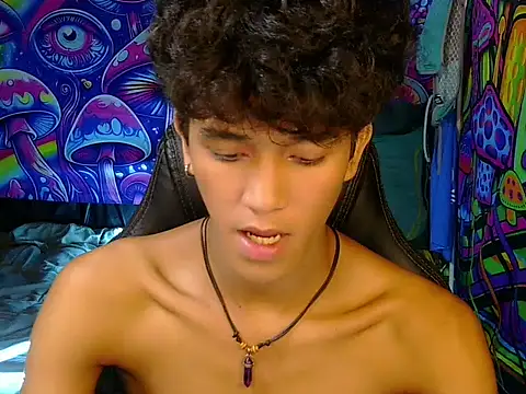 Snapshot of kenbigcockxx chatting on 16, 6, 2026 kenbigcockxx online show from 16, 6, 2026