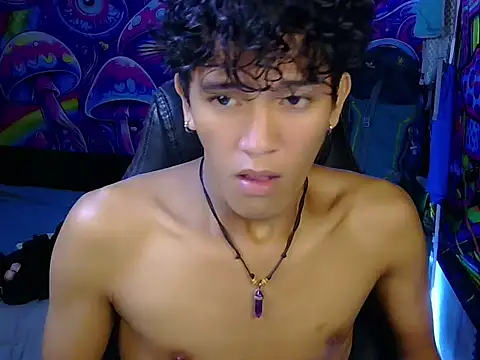 Snapshot of kenbigcockxx chatting on 12, 6, 2026 kenbigcockxx online show from 12, 6, 2026