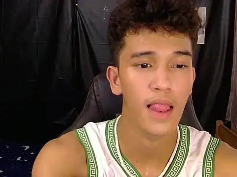 kenbigcockxx online show from 25, 2, 2026