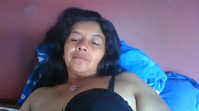 Snapshot of DianaOchoa_ chatting on 27, 6, 2026 DianaOchoa online show from 27, 6, 2026