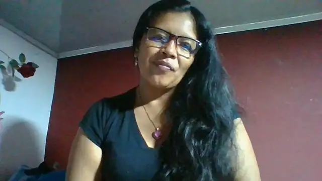 Snapshot of DianaOchoa_ chatting on 14, 6, 2026 DianaOchoa online show from 14, 6, 2026