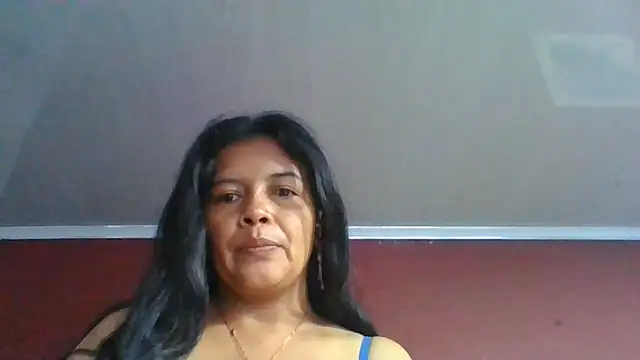 Snapshot of DianaOchoa_ chatting on 20, 6, 2026 DianaOchoa online show from 20, 6, 2026