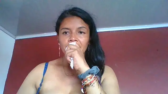 Snapshot of DianaOchoa_ chatting on 11, 6, 2026 DianaOchoa online show from 11, 6, 2026