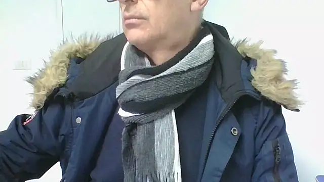 Snapshot of Sensor2000 chatting on 18, 2, 2026 Sensor2000 online show from 18, 2, 2026