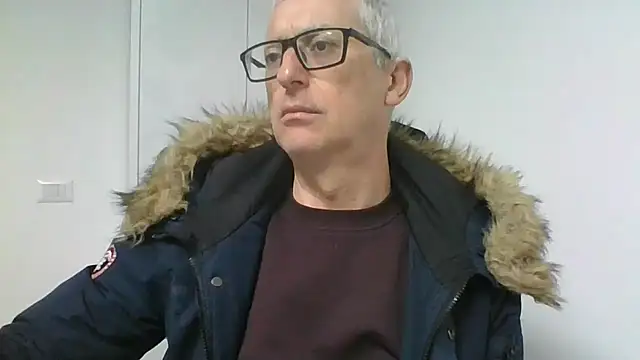 Snapshot of Sensor2000 chatting on 14, 2, 2026 Sensor2000 online show from 14, 2, 2026