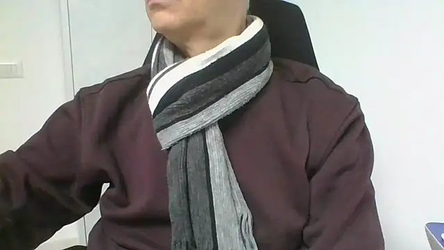 Snapshot of Sensor2000 chatting on 12, 2, 2026 Sensor2000 online show from 12, 2, 2026