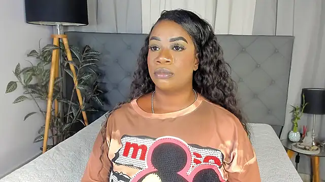 Snapshot of Keily-w chatting on 17, 11, 2025 Keily-w online show from 17, 11, 2025