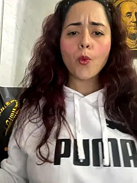 candy  fox  online show from 28, 9, 2025