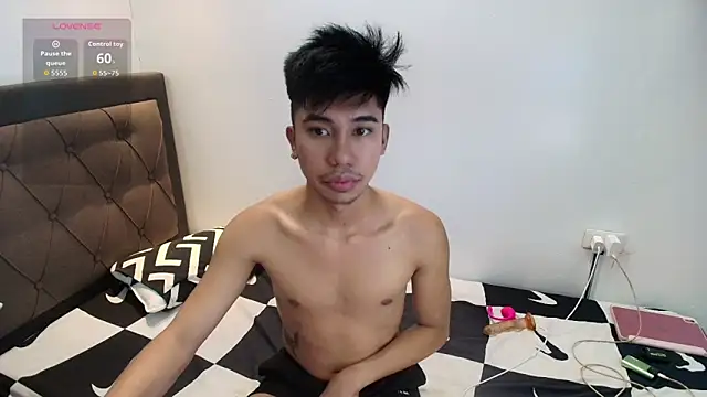 Snapshot of Ur_pinoyhotbrix chatting on 11, 3, 2026 Ur pinoyhotbrix online show from 11, 3, 2026