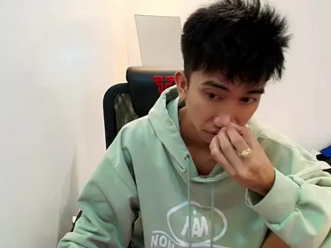 Ur pinoyhotbrix online show from 21, 11, 2025