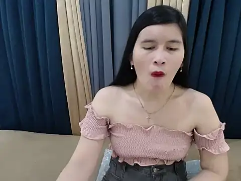 pinay amaliax online show from 12, 10, 2025