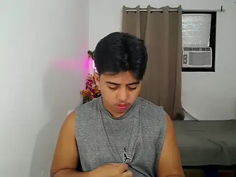 Hugecock2hundle intown online show from 12, 11, 2025