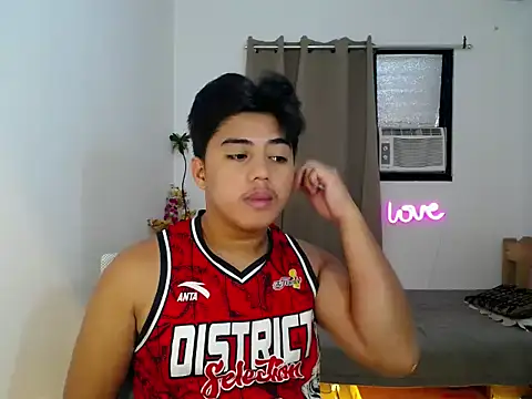 Hugecock2hundle intown online show from 29, 11, 2025