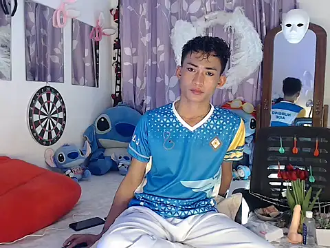 good boy in bed online show from 3, 10, 2025